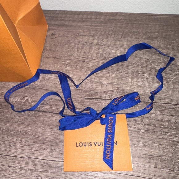 Louis Vuitton LARGE shopping bag - Picture 3 of 6